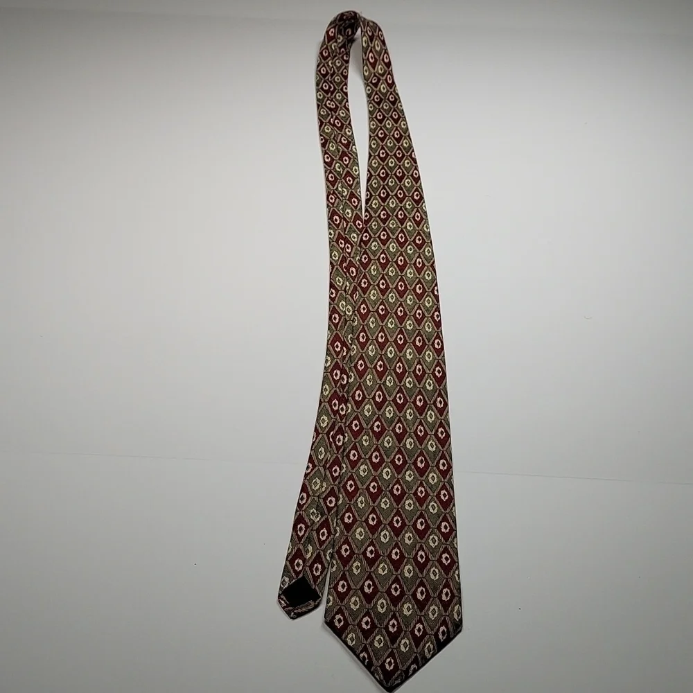 Brooks Brothers 100% Silk Tie